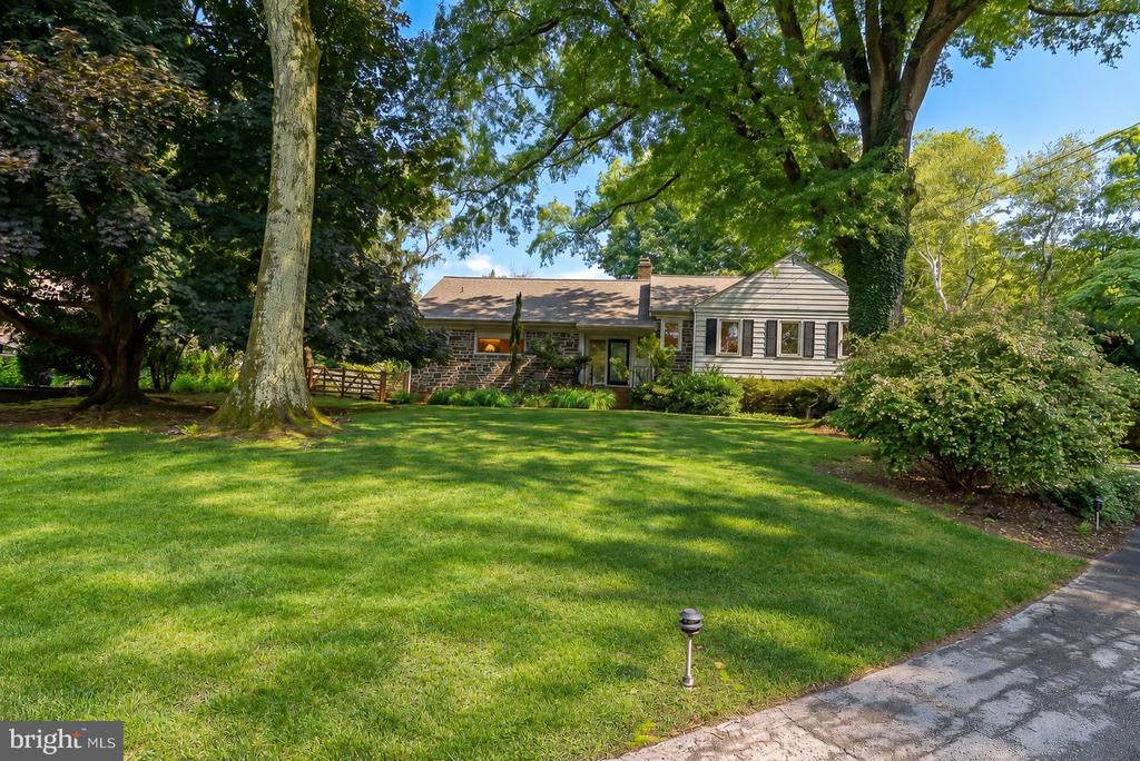 300 CONSHOHOCKEN STATE ROAD