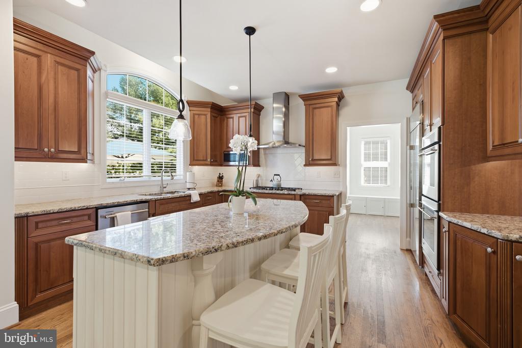 601 ARGYLE CIRCLE Unit:           