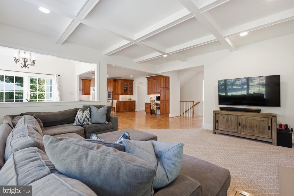 601 ARGYLE CIRCLE Unit:           