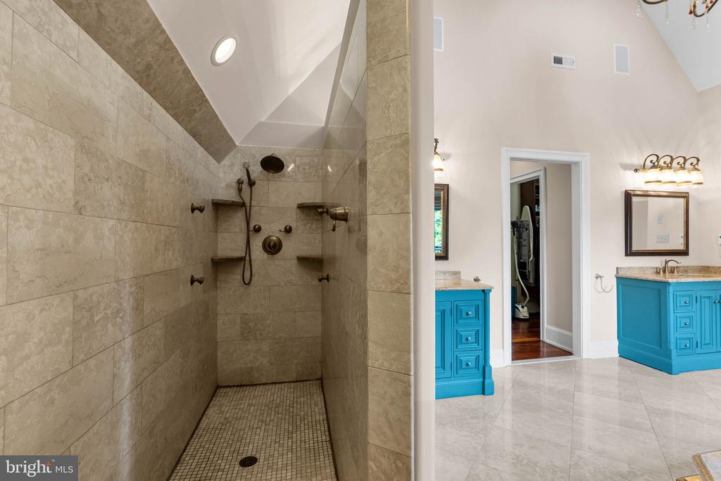 1519 CEDAR HILL ROAD