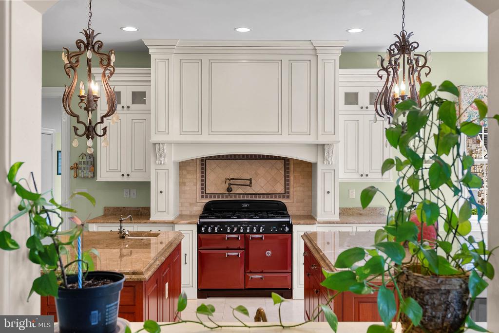 1519 CEDAR HILL ROAD