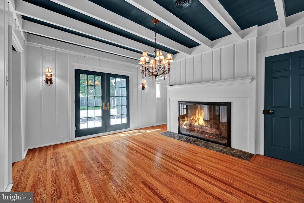 309 WARNER ROAD