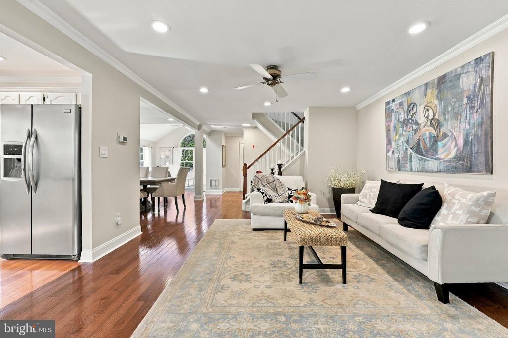 152 CANTERBURY LANE