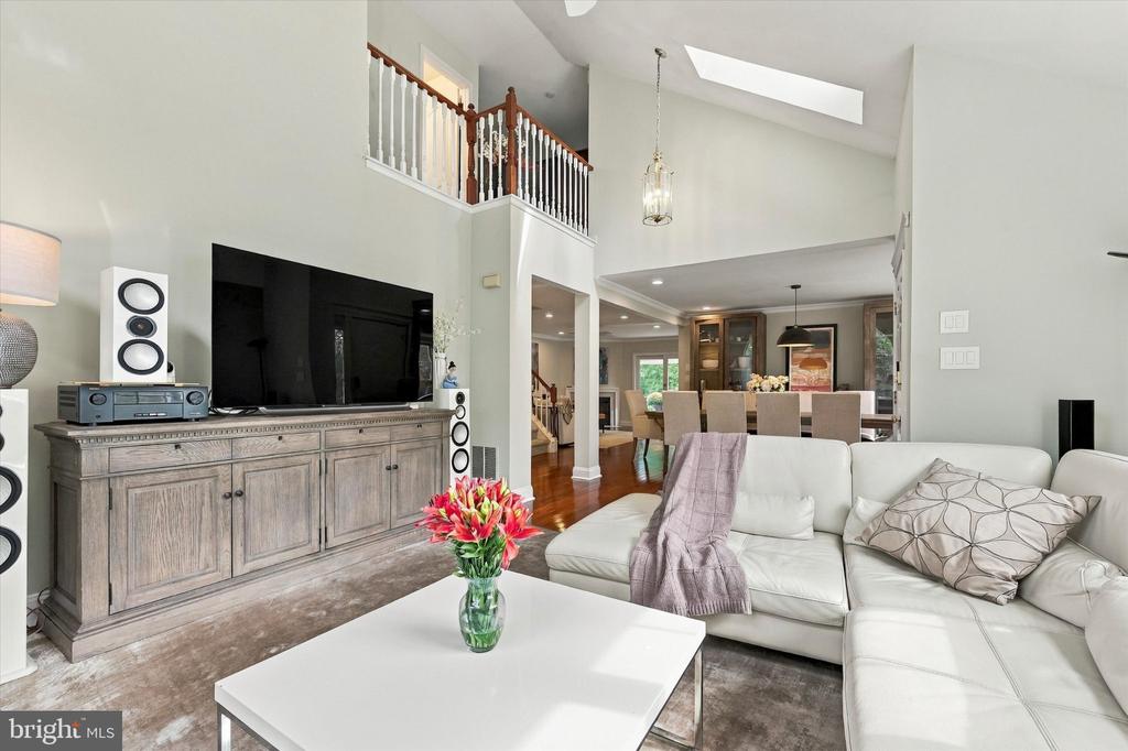 152 CANTERBURY LANE