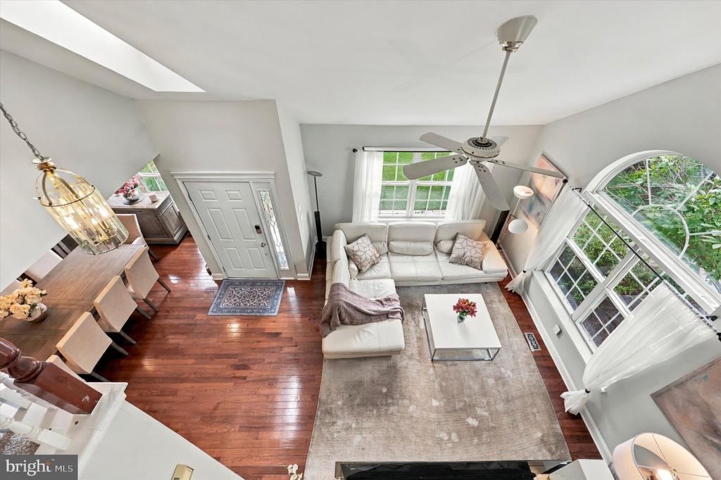 152 CANTERBURY LANE