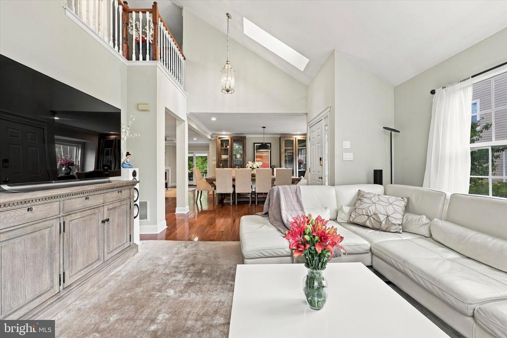 152 CANTERBURY LANE