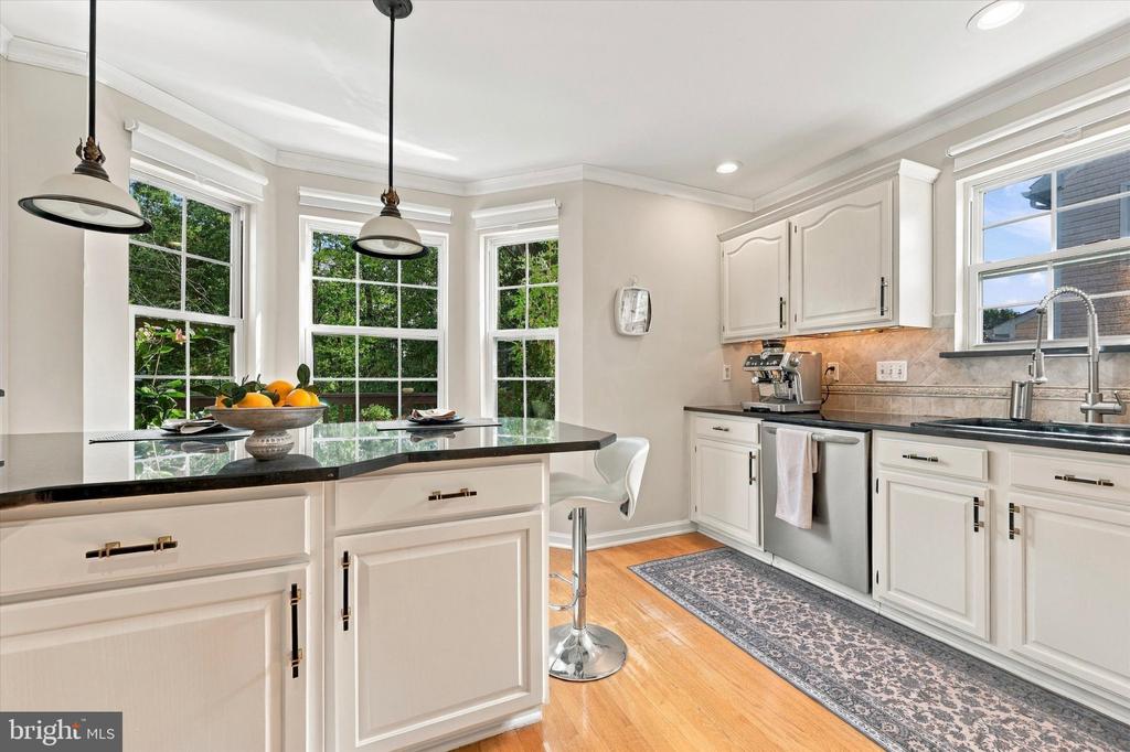 152 CANTERBURY LANE