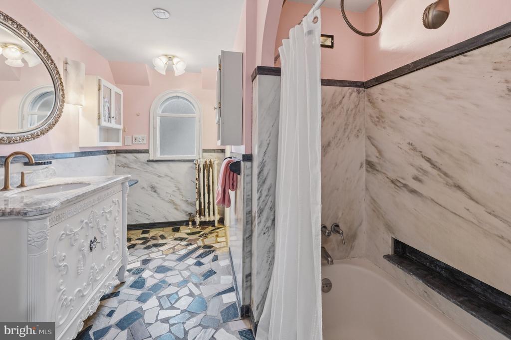 1410 GREYWALL LANE Unit:           