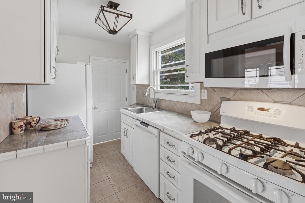1410 GREYWALL LANE Unit:           