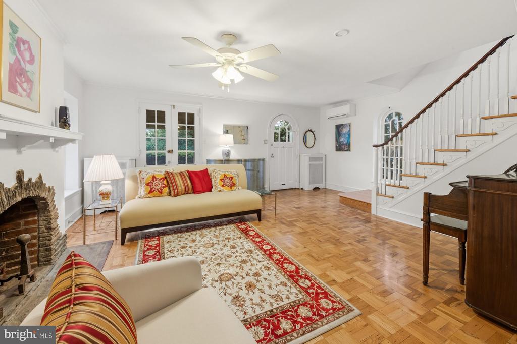 1410 GREYWALL LANE Unit:           