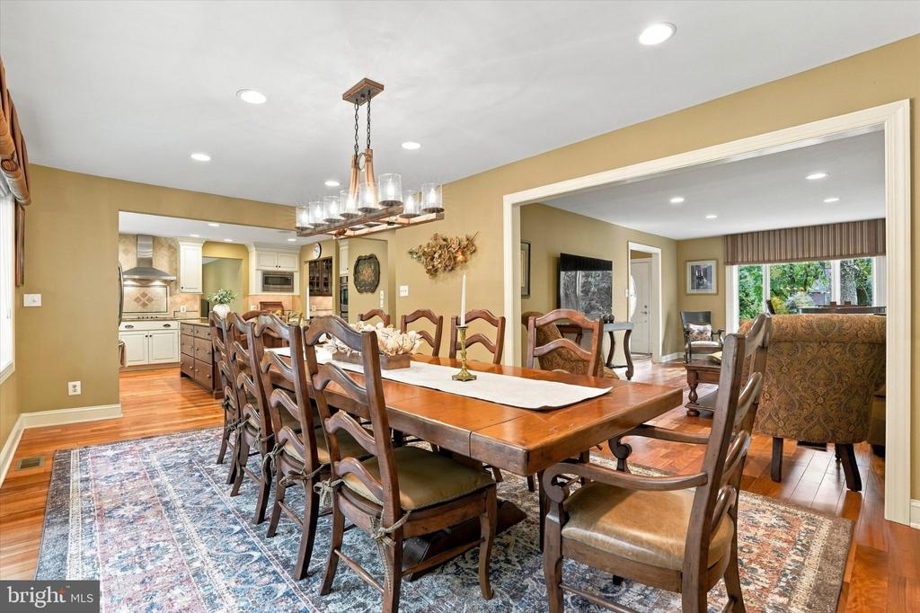 33 SUGAR MAPLE LANE