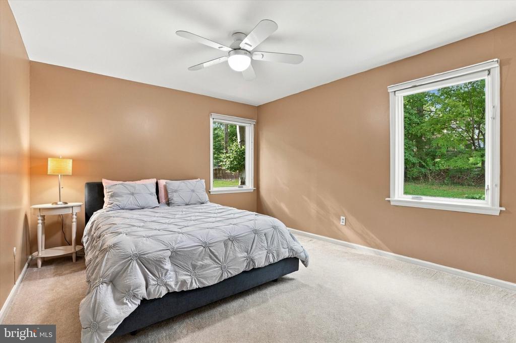 33 SUGAR MAPLE LANE