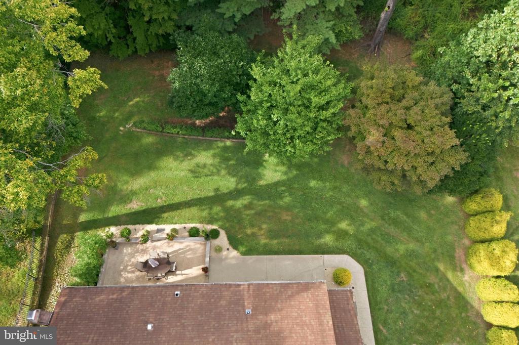 33 SUGAR MAPLE LANE