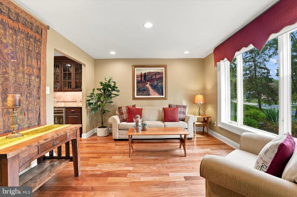 33 SUGAR MAPLE LANE