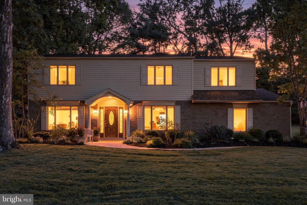 33 SUGAR MAPLE LANE
