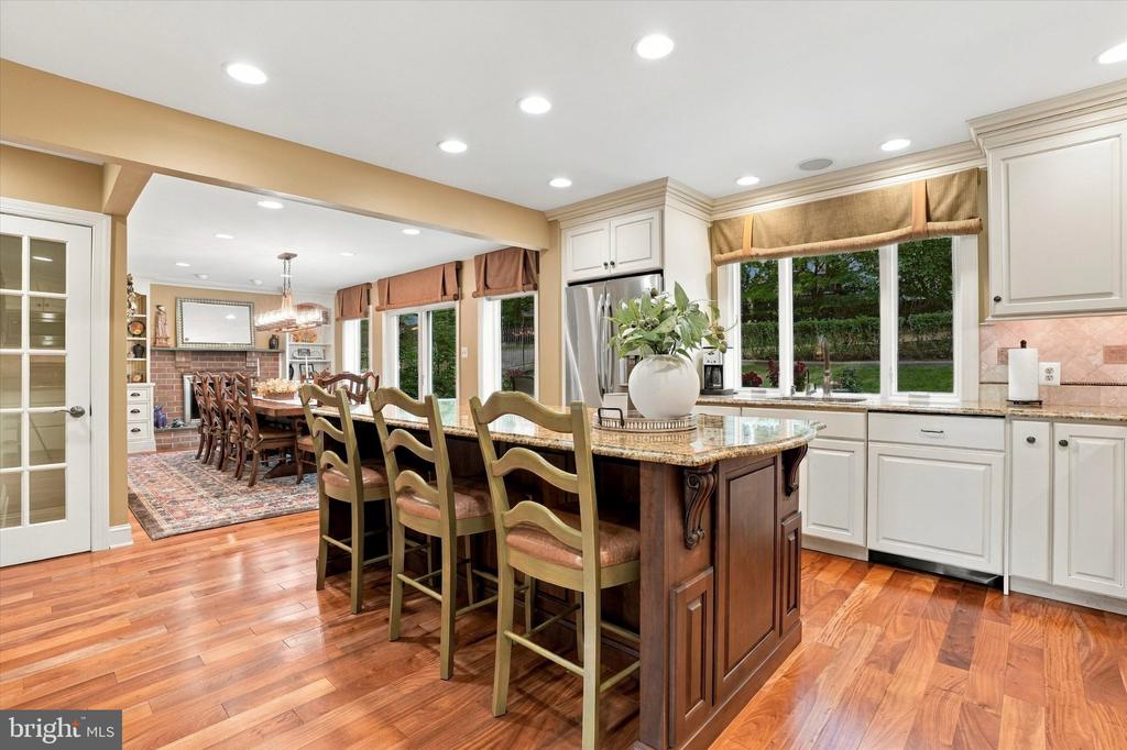33 SUGAR MAPLE LANE