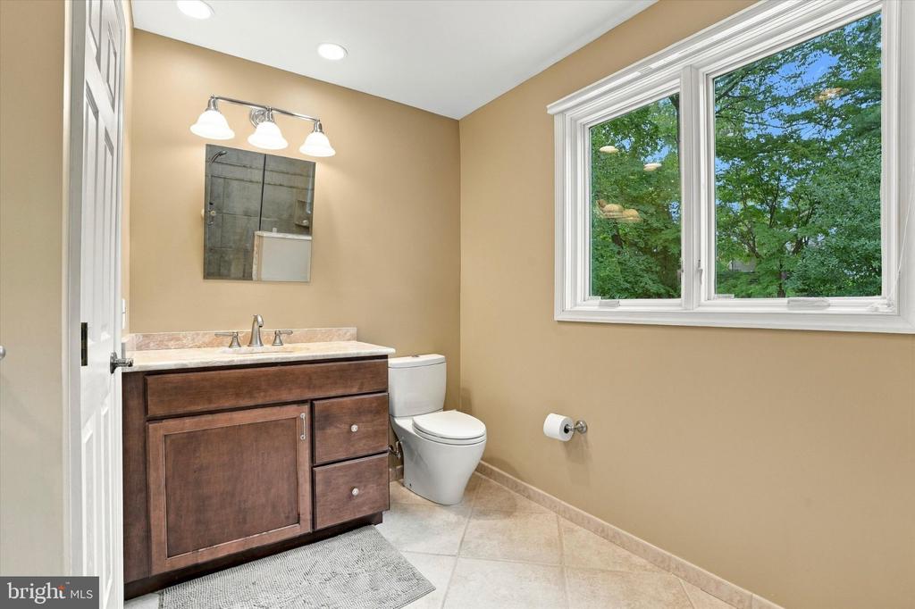 33 SUGAR MAPLE LANE