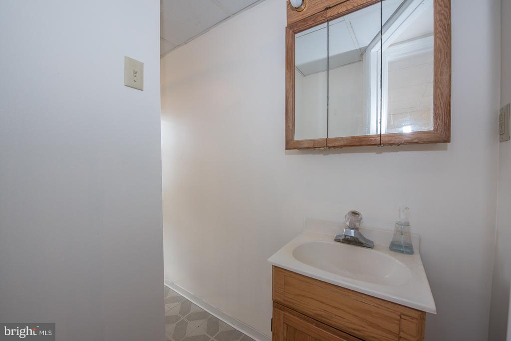 101 MERION AVENUE Unit:           