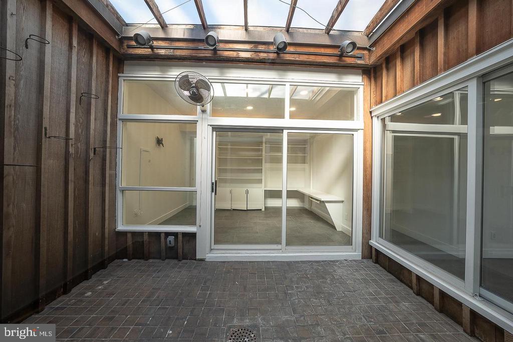 39-41 FAIRVIEW ROAD