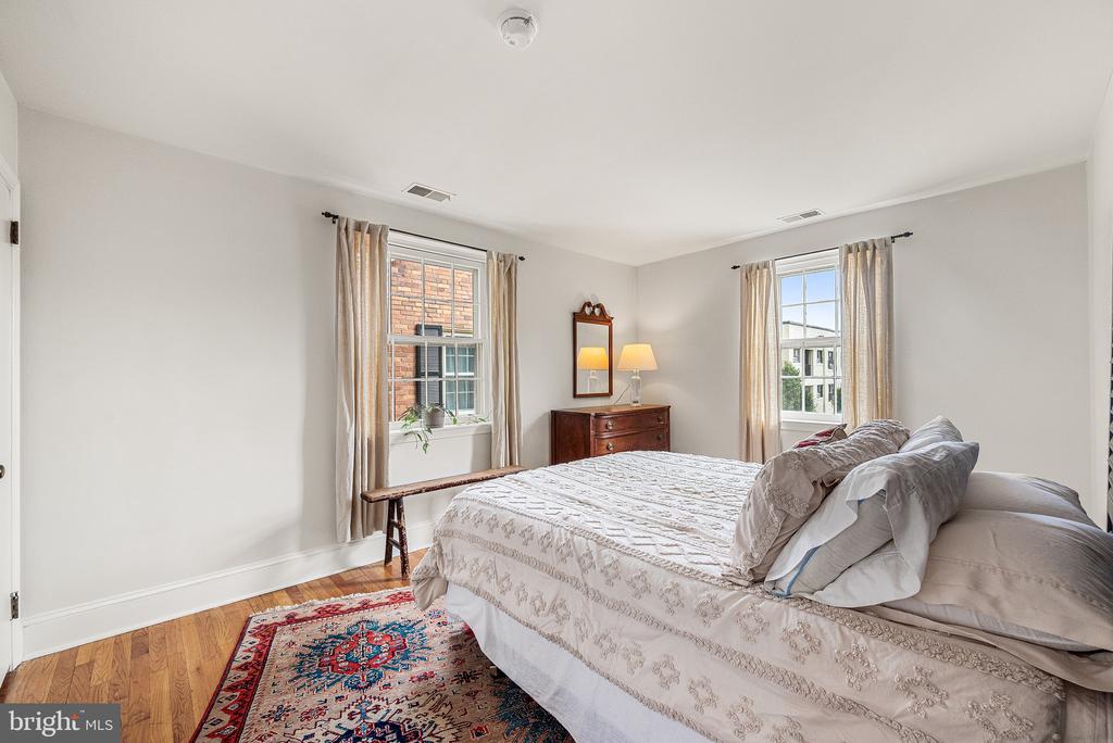 42 CONSHOHOCKEN STATE ROAD Unit: 4-C