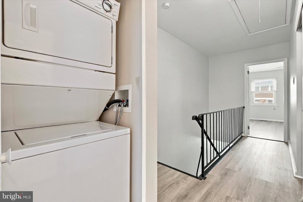 34 WINSTON COURT Unit: 105 U-34