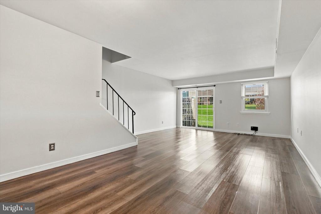 34 WINSTON COURT Unit: 105 U-34