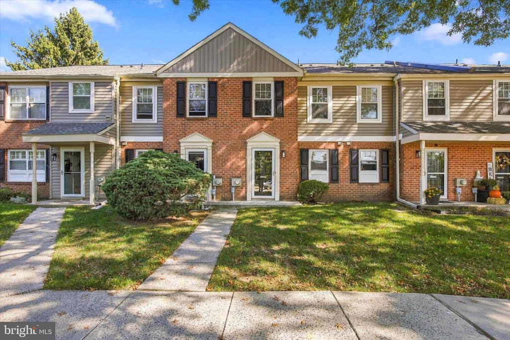 34 WINSTON COURT Unit: 105 U-34