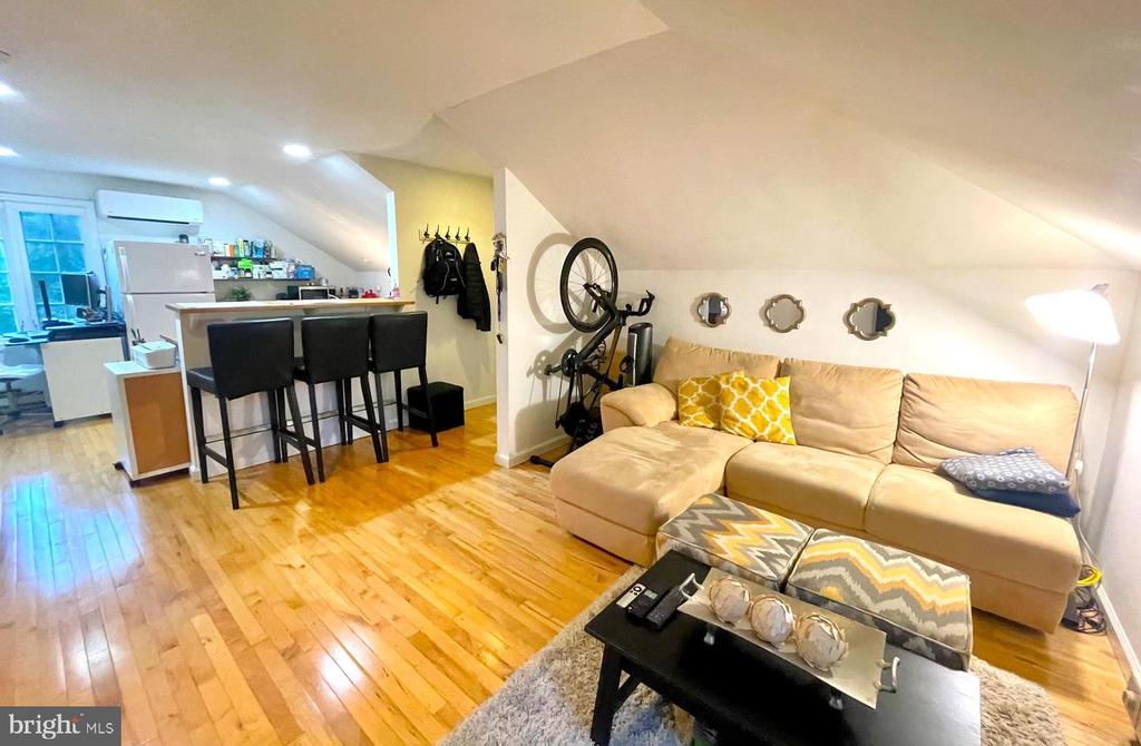 404 MILL CREEK ROAD Unit: #1 (GARAGE APT)