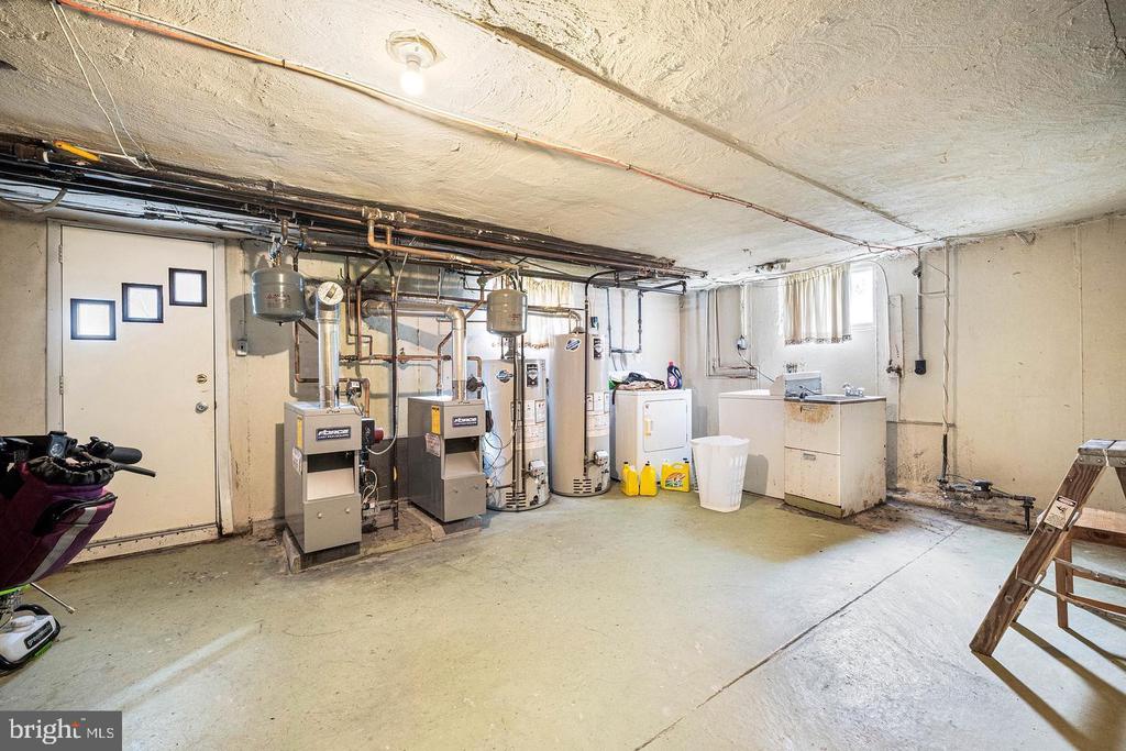 5 TRENT ROAD Unit: 1