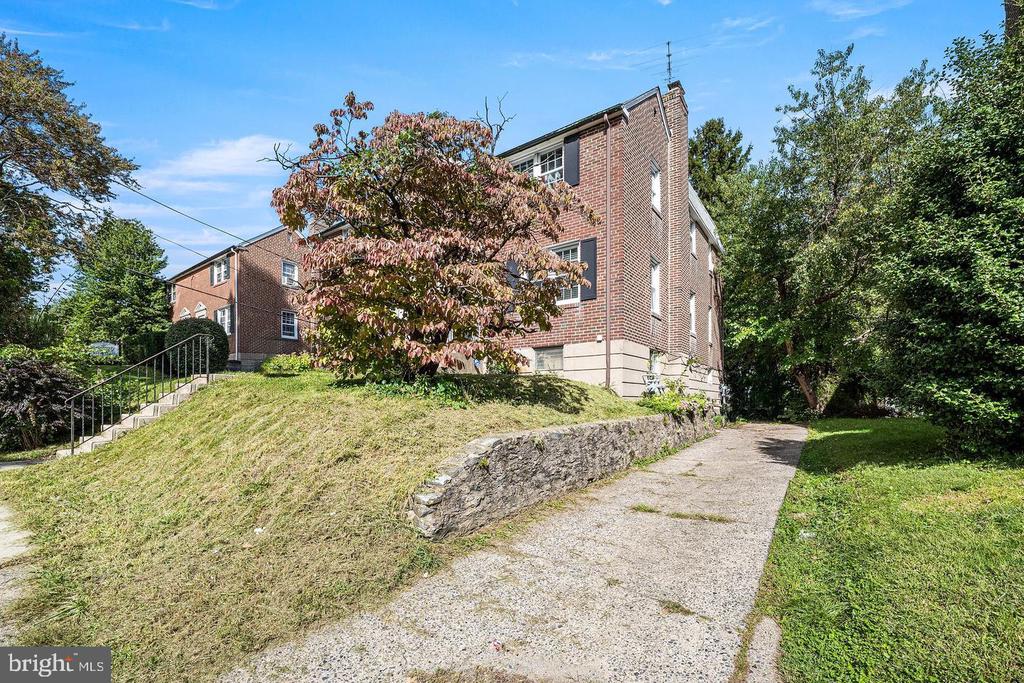 5 TRENT ROAD Unit: 1