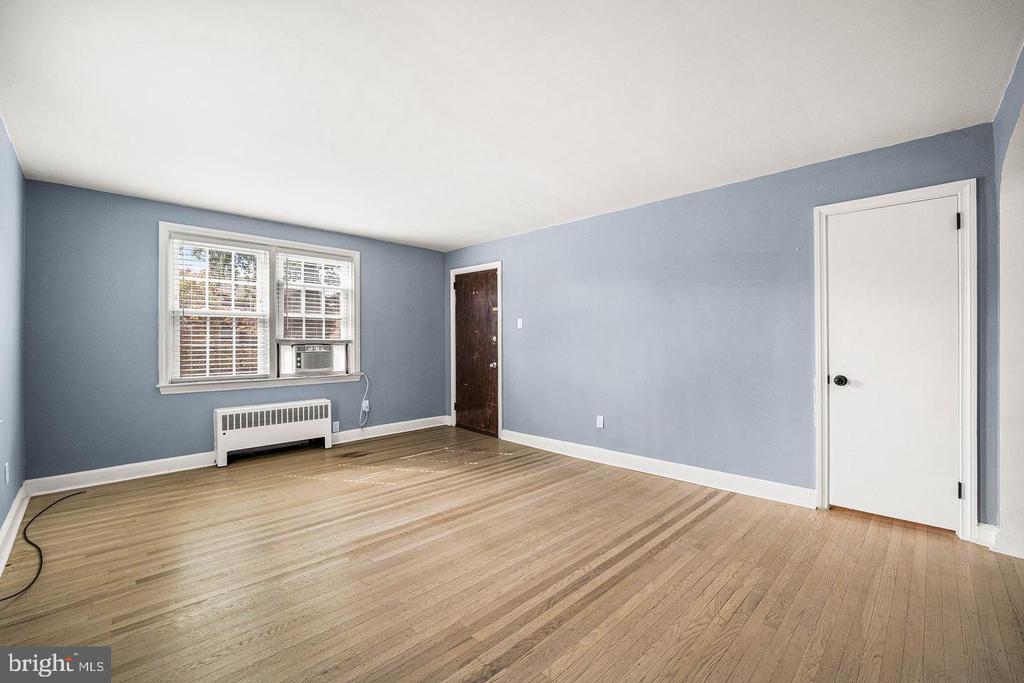 5 TRENT ROAD Unit: 1