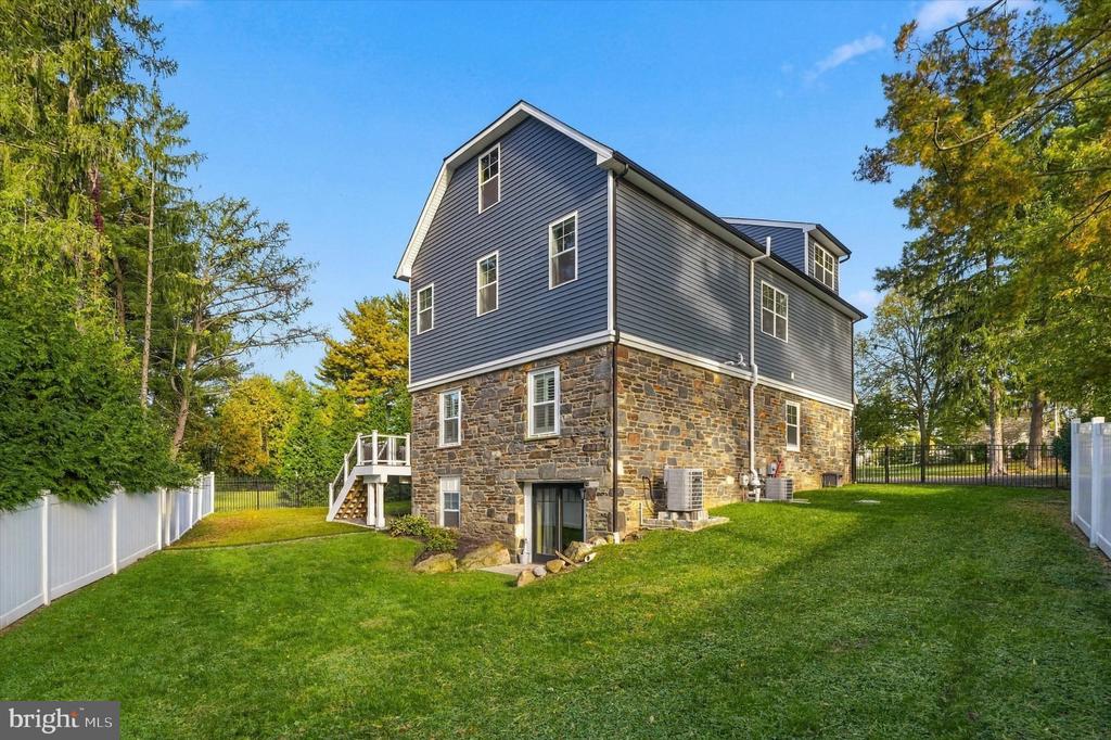 1925 HALLOWELL ROAD