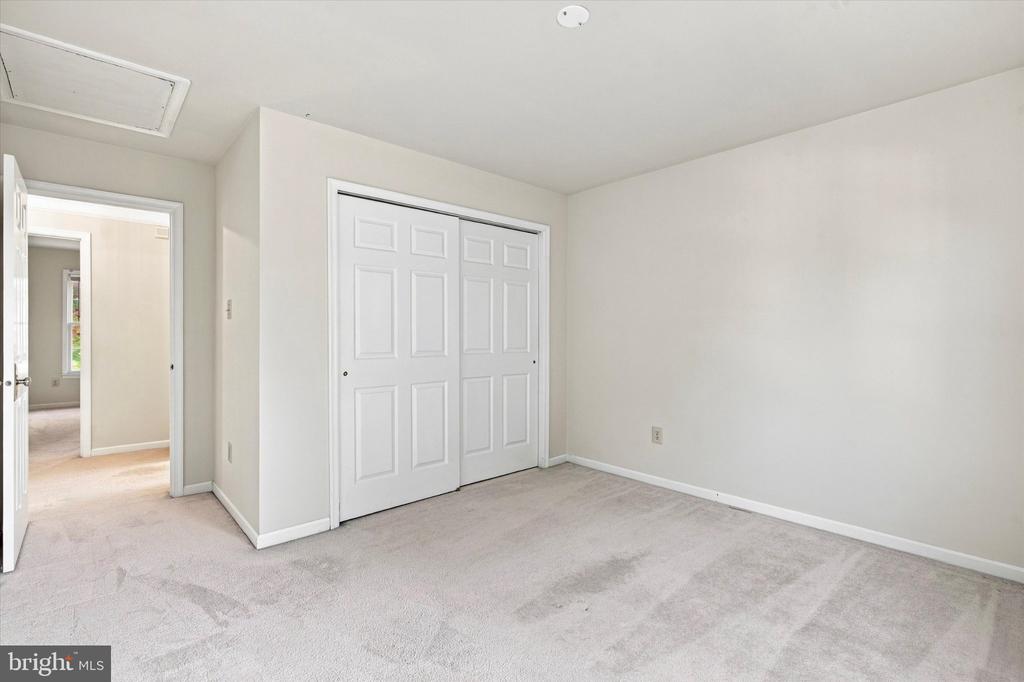 108 CASCADES COURT