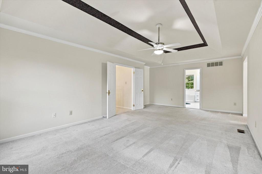 108 CASCADES COURT