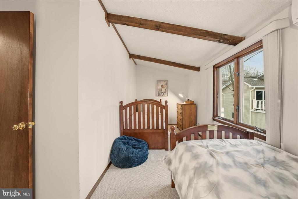 7698 LAKE SHORE DRIVE