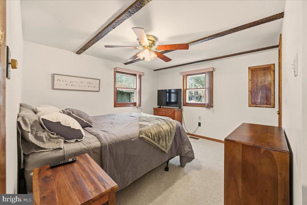 7698 LAKE SHORE DRIVE