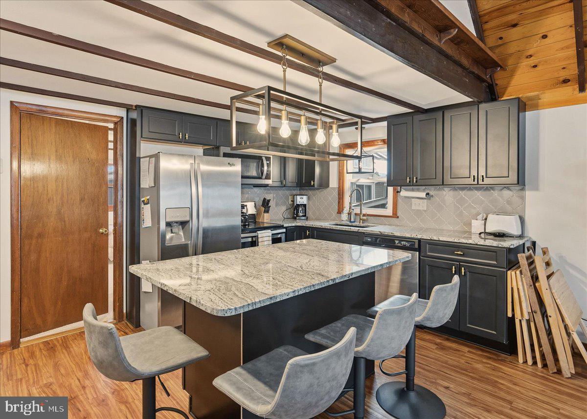 7698 LAKE SHORE DRIVE