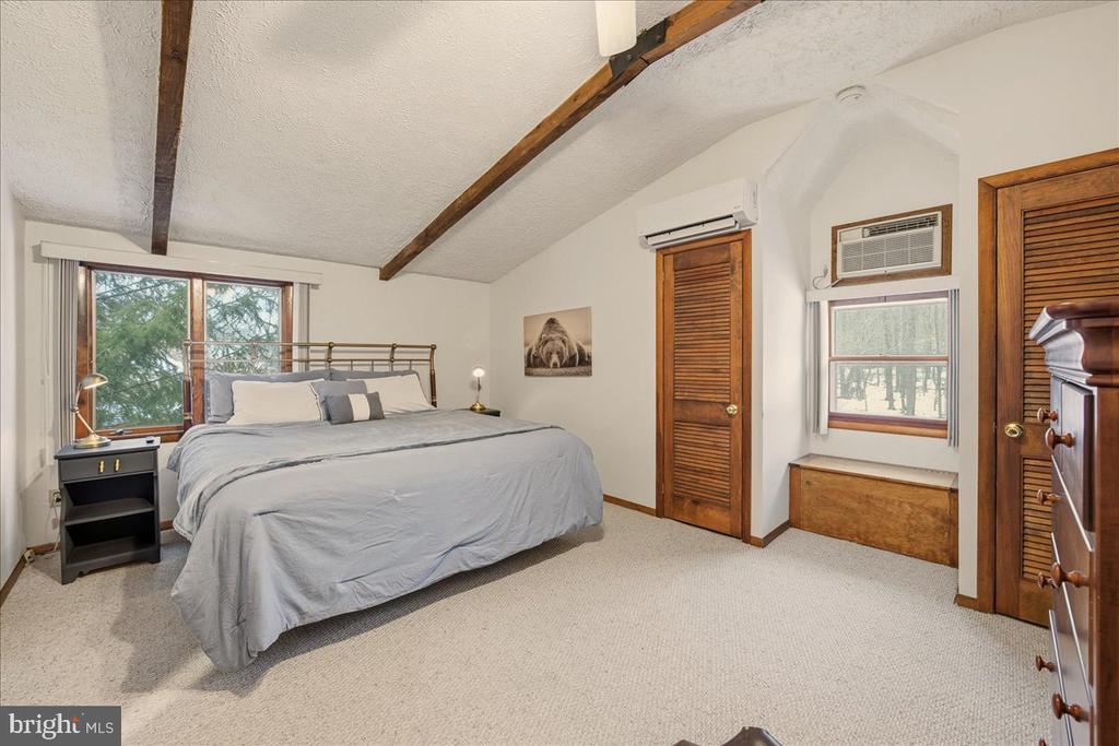 7698 LAKE SHORE DRIVE