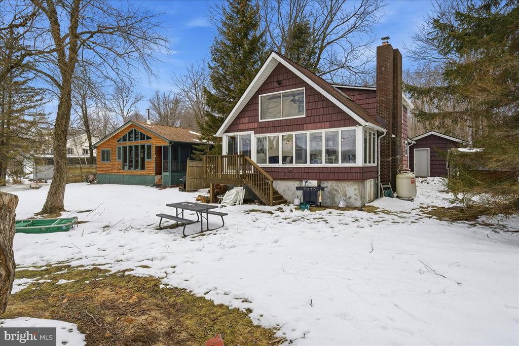 7698 LAKE SHORE DRIVE