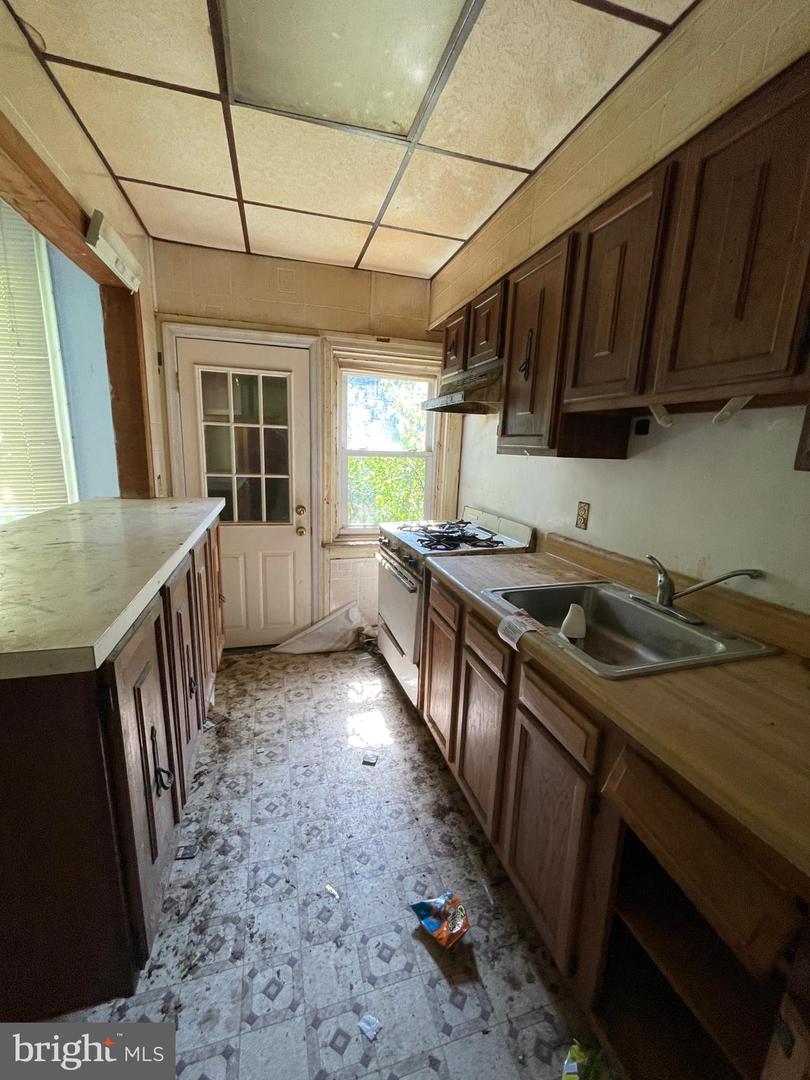 5648 Belmar Ter
