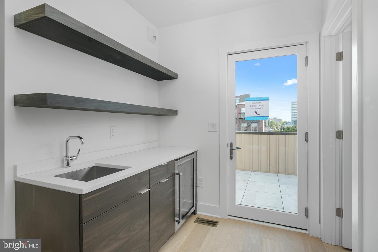 48 N 3rd St #3