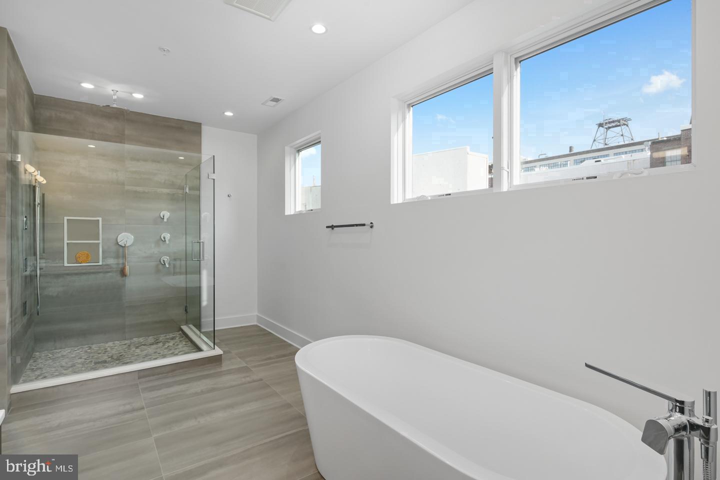 48 N 3rd St #3