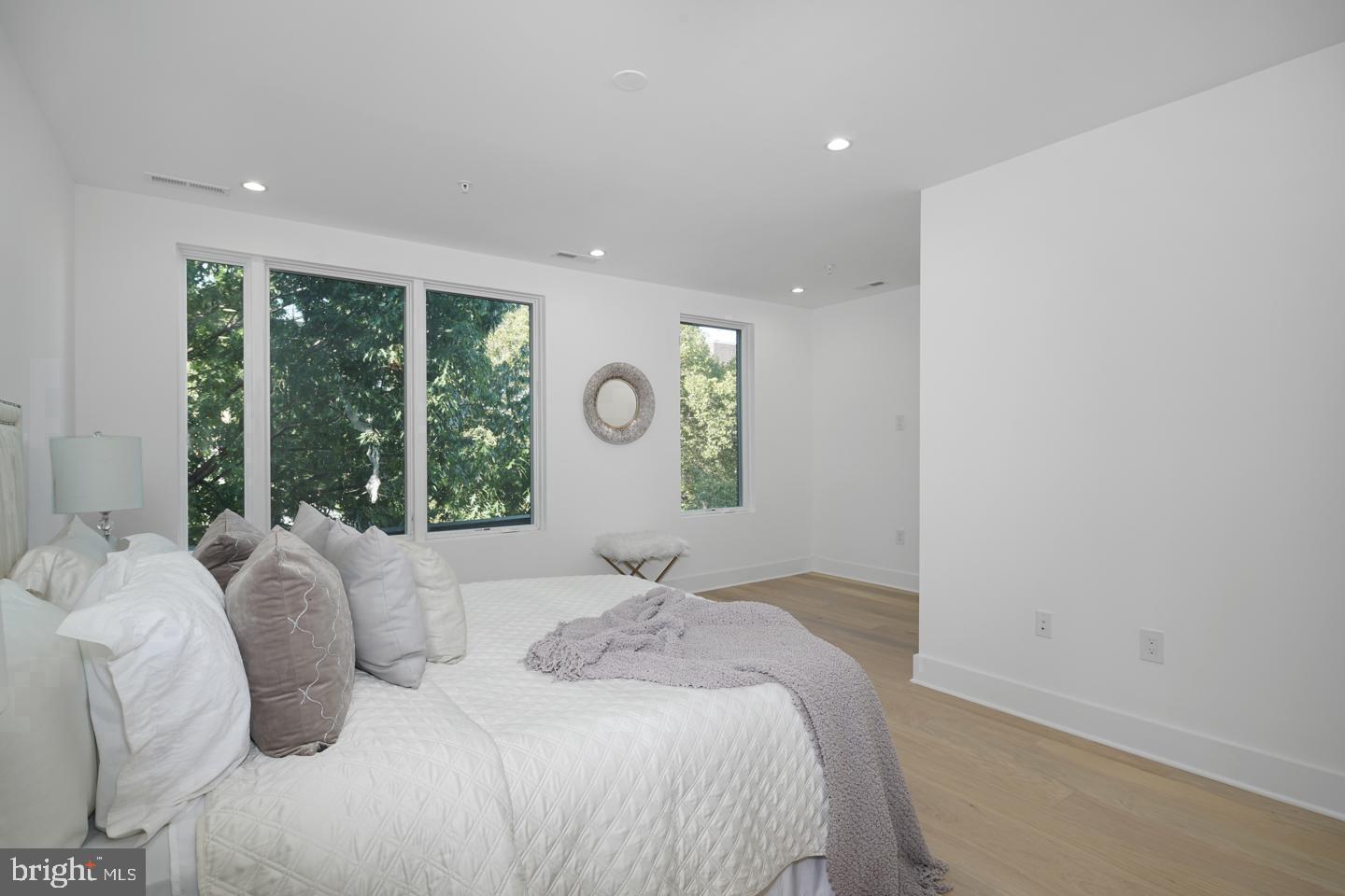 48 N 3rd St #3
