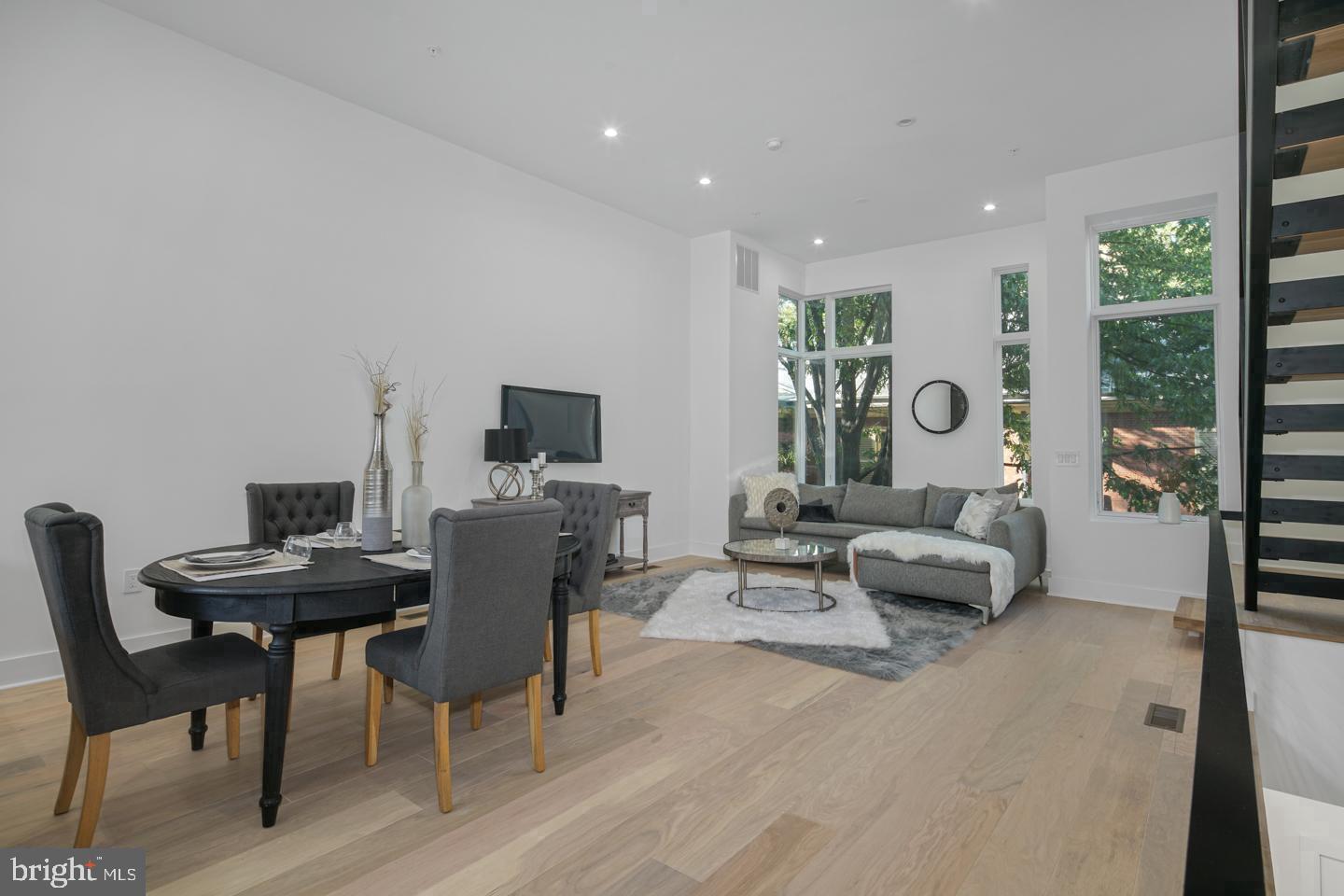 48 N 3rd St #3