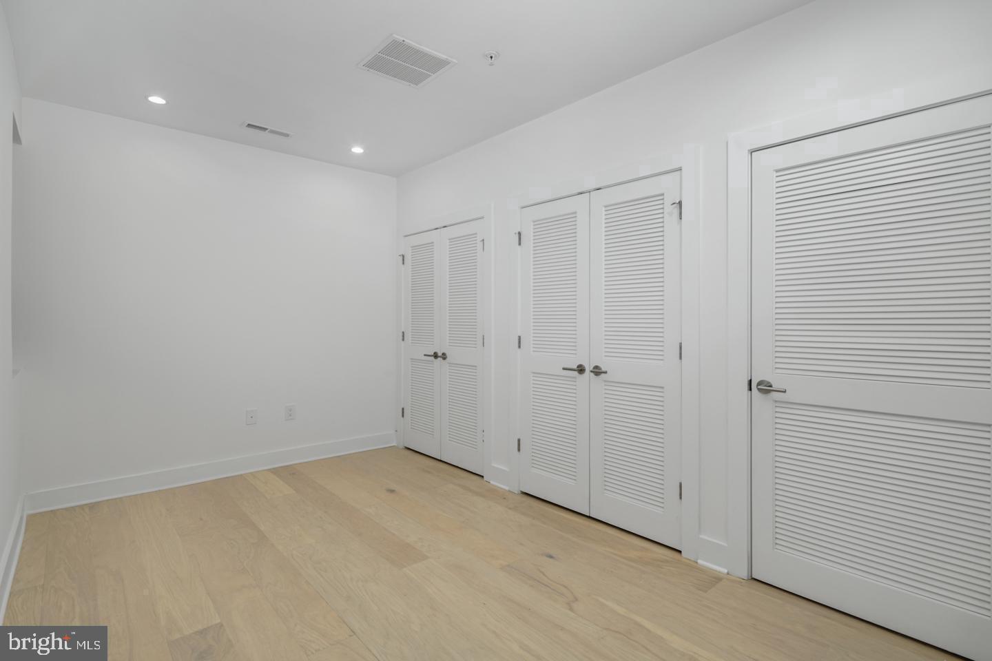 48 N 3rd St #3