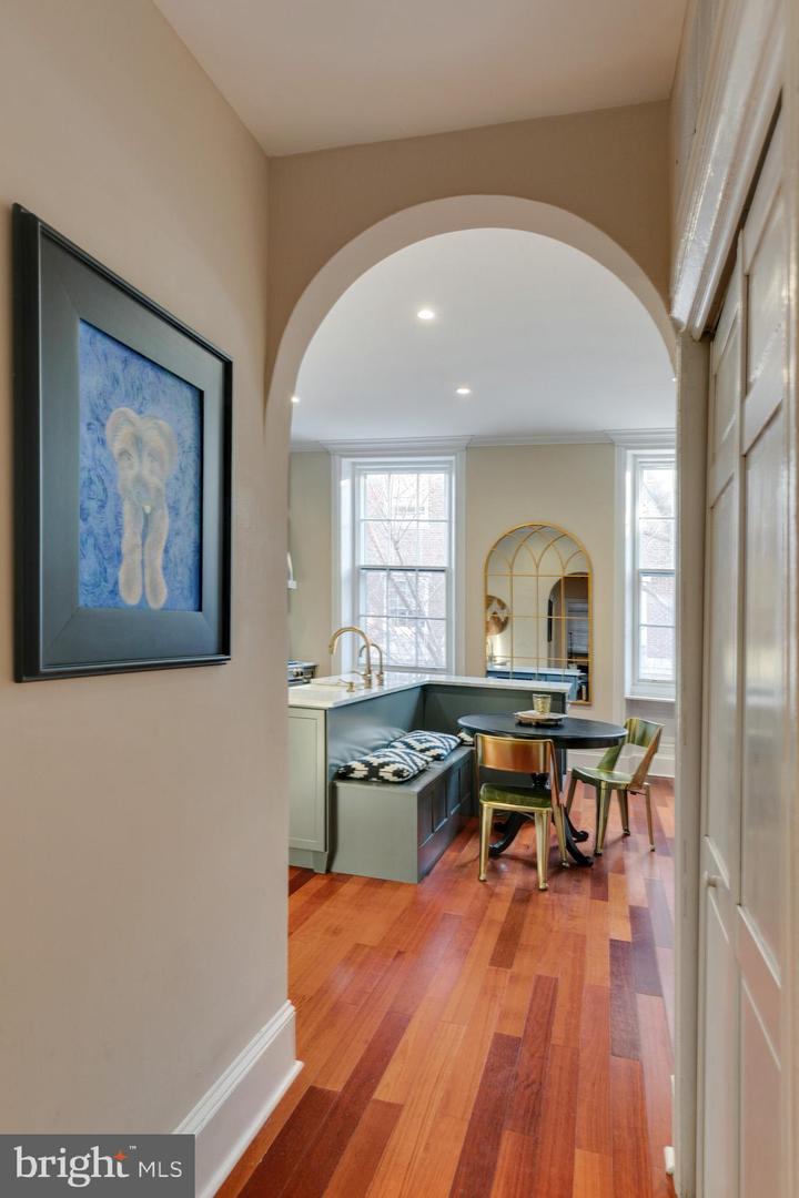 903-05 Clinton St #2f