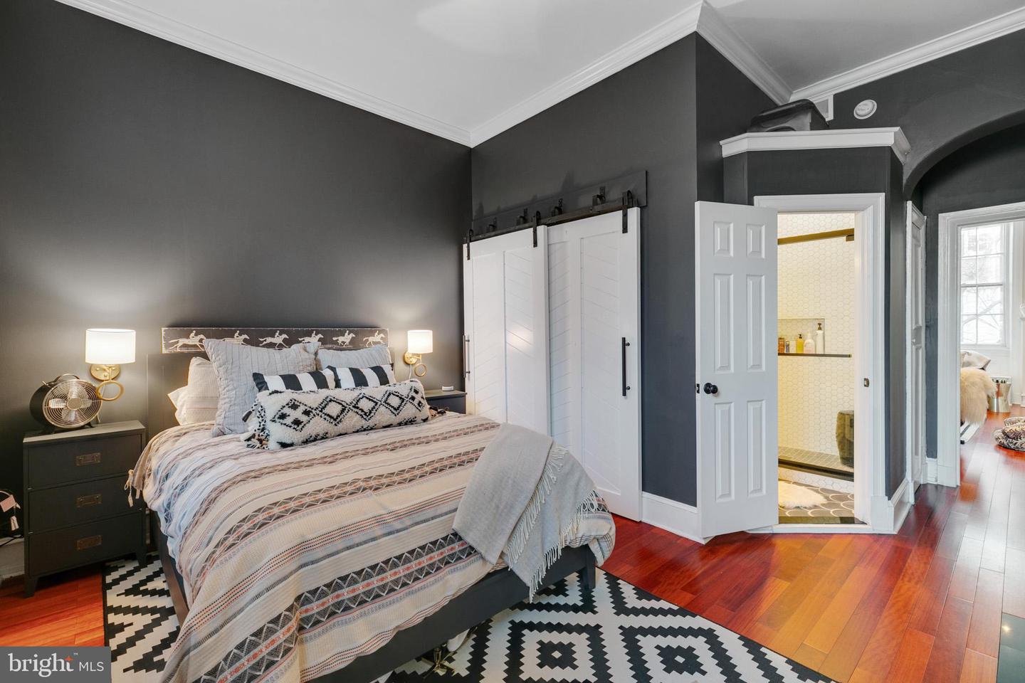 903-05 Clinton St #2f