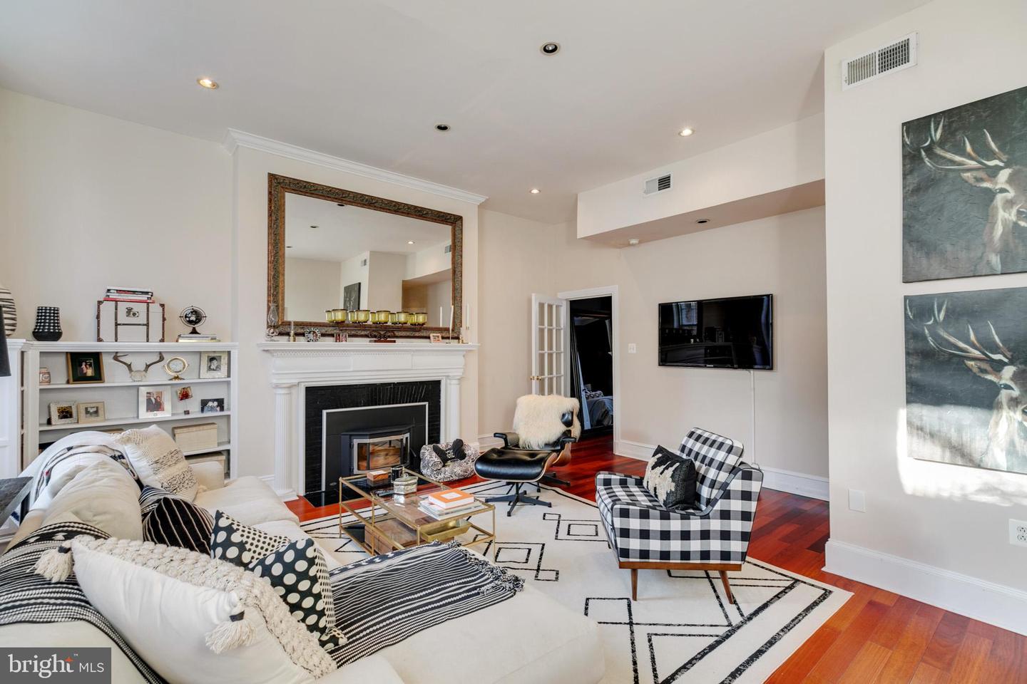 903-05 Clinton St #2f