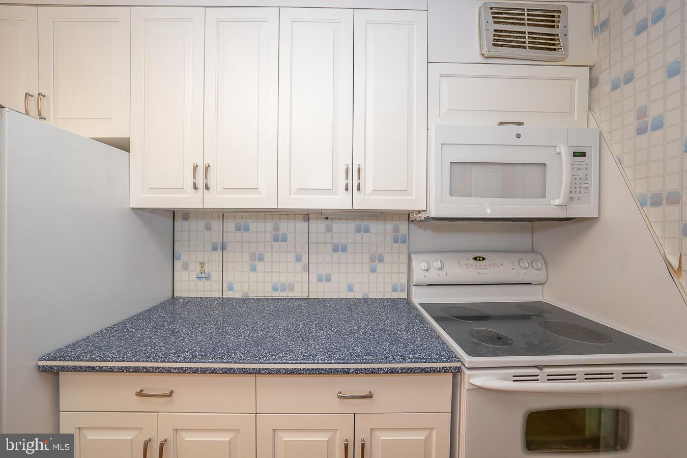 1901 John F Kennedy Blvd #520