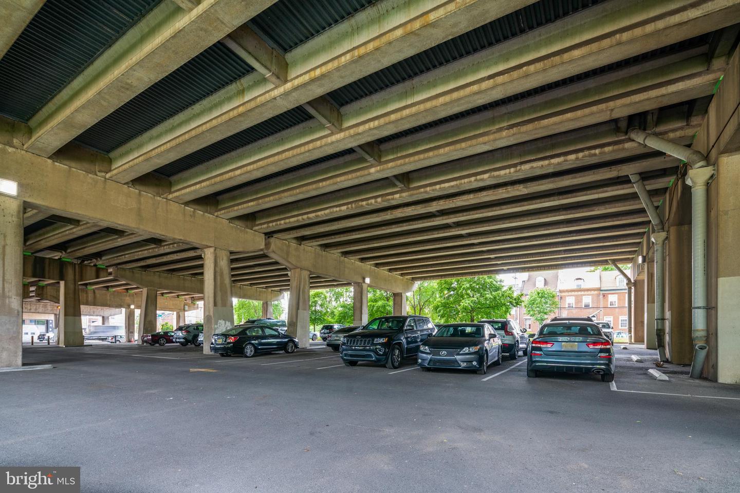 130 Carpenter St